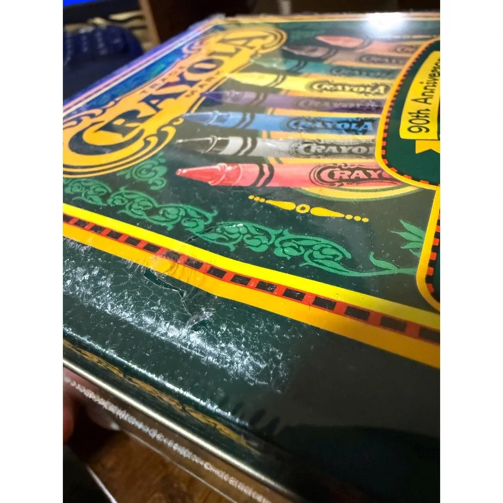 Vintage 1993 Crayola 90th Anniversary Collector Tin 64 Crayons Factory Sealed
